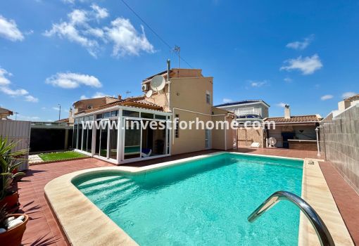 Villa - Sale - Torrevieja - La Siesta-El Chaparral