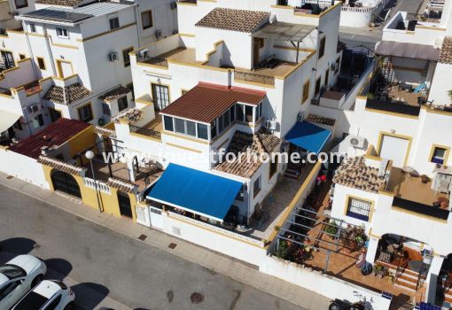 Villa - Sale - Torrevieja - Los Balcones