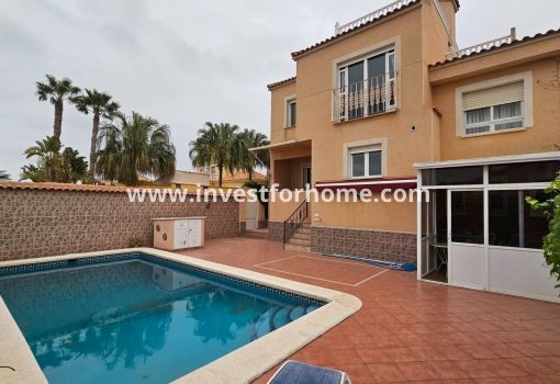 Villa - Sale - Torrevieja - ND-61532