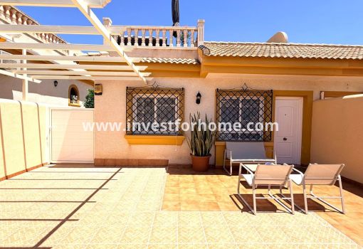 Villa - Vente - Los Montesinos - Urbanizacion montesol