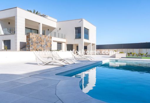 Villa - Vente - Torrevieja - La Valeta