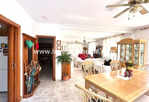 Villa - Vente - Torrevieja - Los Balcones - Los Altos Del Edén