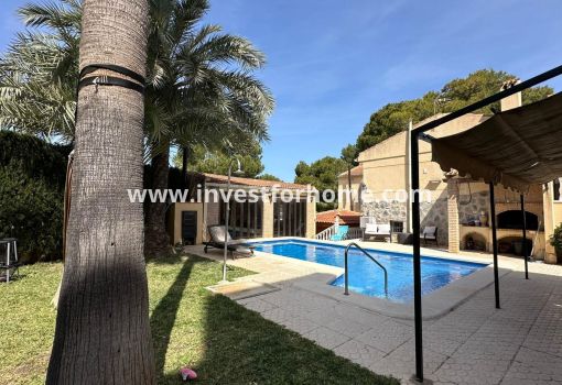 Villa - Vente - Torrevieja - Los Balcones - Los Altos Del Edén