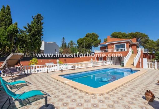 Villa - Vente - Torrevieja - Los Balcones - Los Altos Del Edén