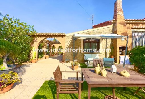 Villa - Vente - Torrevieja - ND-55911