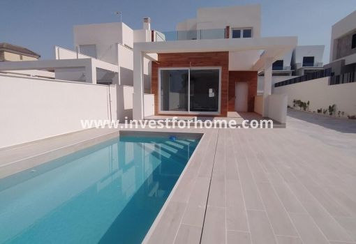 Villa - Vente - Torrevieja - ND-87113