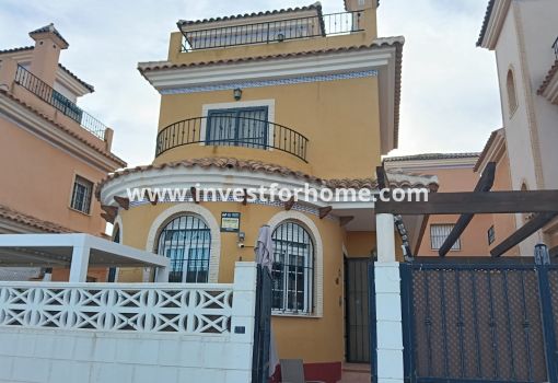 Villa - Verkoop - Los Montesinos - Costa Blanca