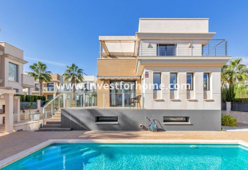 Villa - Verkoop - Orihuela Costa - Costa Blanca
