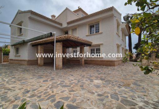 Villa - Verkoop - Orihuela Costa - Inland