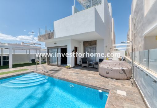 Villa - Verkoop - Orihuela Costa - Villamartín