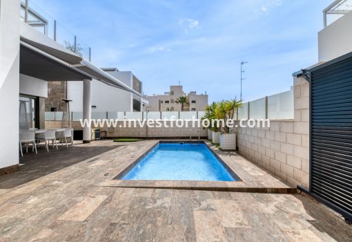 Villa - Verkoop - Orihuela Costa - Villamartín