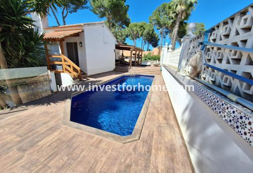 Villa - Verkoop - Pilar de la Horadada - Pinar de Campoverde