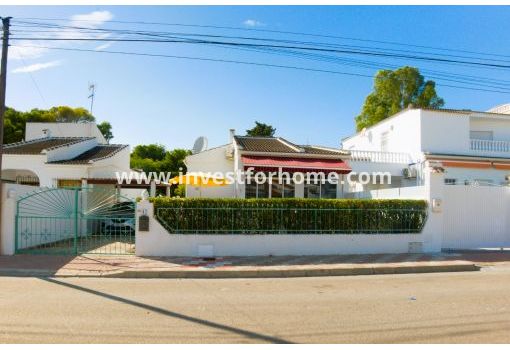 Villa - Verkoop - Torrevieja - Costa Blanca