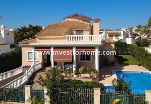 Villa - Verkoop - Torrevieja - Costa Blanca