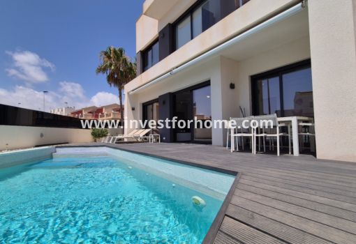 Villa - Verkoop - Torrevieja - Costa Blanca