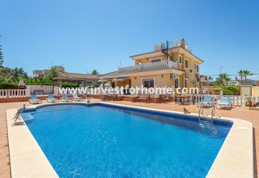 Villa - Verkoop - Torrevieja - ND-69469