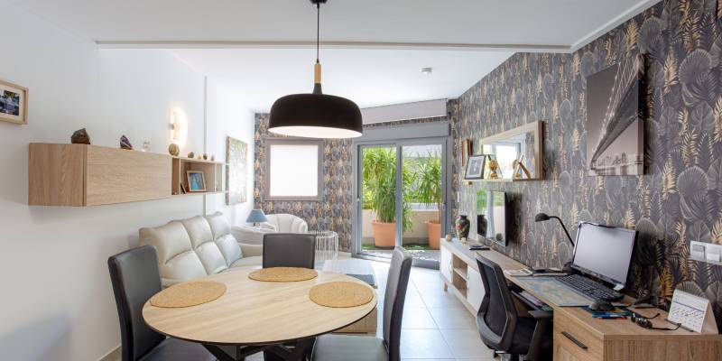 Ground Floor Apartment for Sale in Torrevieja with Private Garden